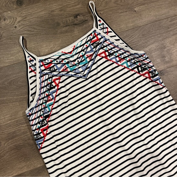 THML Maxi Dress Size Large Striped Aztec Casual Sleeveless - Picture 2 of 5
